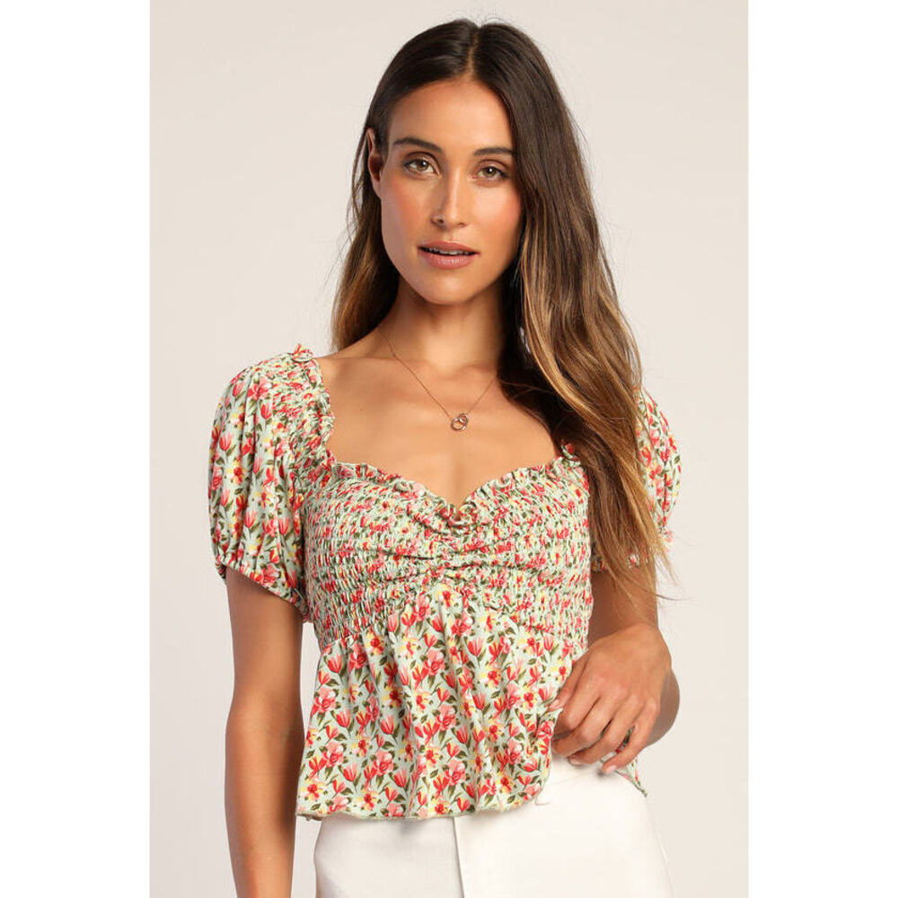 LIKE NEW Lulus Such A Flirt Sage Floral Smocked Peplum Short Sleeve Top Green